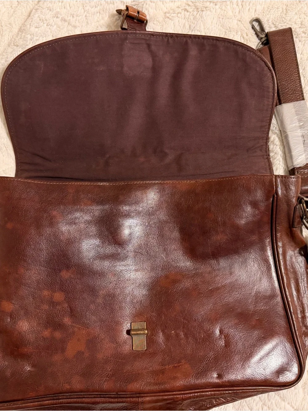 Cowboysbag Genuine Leather Messenger / Shoulder Bag – Distressed Brown (For Men)